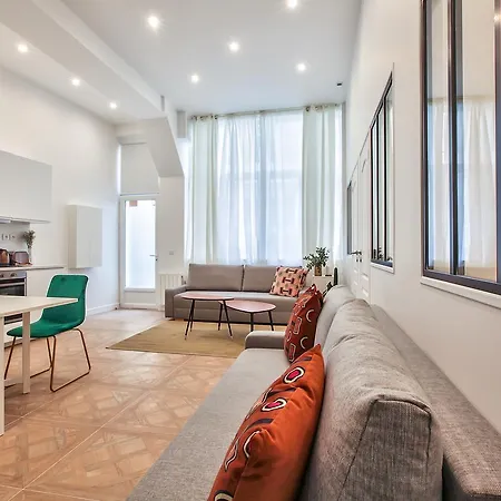 66 - Atelier Fidelite * Париж